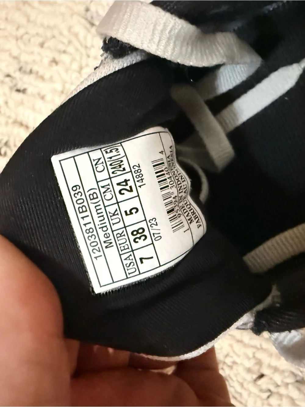 Brooks Adrenaline Running Shoes White with Black Accents